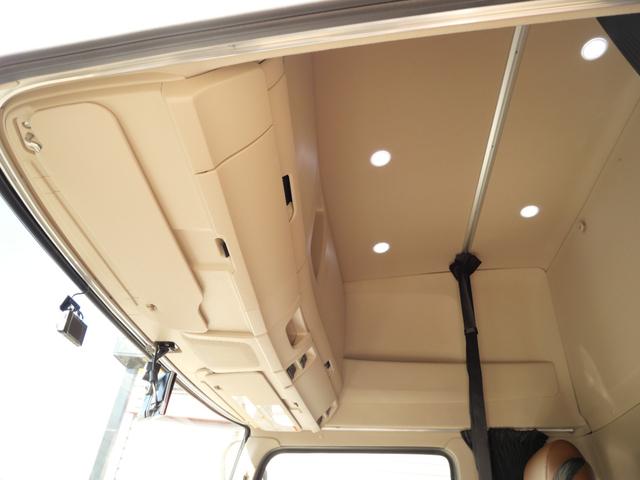 ヒノレンジャー 　ハイルーフ（標準キャブ）、ラバーマット付、ＥＴＣ２．０　ドラレコ　燃料タンク２００Ｌ　リアエアサス　遮光カーテン（ラウンド、センター、リア）、高機能シート（エアサス）、シートヒーター　フェイクレザー（31枚目）