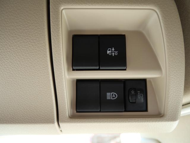 ヒノレンジャー 　ハイルーフ（標準キャブ）、ラバーマット付、ＥＴＣ２．０　ドラレコ　燃料タンク２００Ｌ　リアエアサス　遮光カーテン（ラウンド、センター、リア）、高機能シート（エアサス）、シートヒーター　フェイクレザー（55枚目）