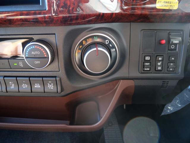 ヒノレンジャー 　ハイルーフ（標準キャブ）、ラバーマット付、ＥＴＣ２．０　ドラレコ　燃料タンク２００Ｌ　リアエアサス　遮光カーテン（ラウンド、センター、リア）、高機能シート（エアサス）、シートヒーター　フェイクレザー（57枚目）