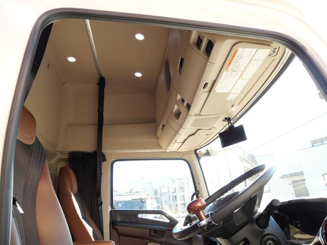 ヒノレンジャー 　ハイルーフ（標準キャブ）、ラバーマット付、ＥＴＣ２．０　ドラレコ　燃料タンク２００Ｌ　リアエアサス　遮光カーテン（ラウンド、センター、リア）、高機能シート（エアサス）、シートヒーター　フェイクレザー（64枚目）