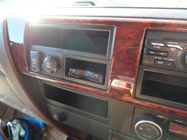 ヒノレンジャー 　ハイルーフ（標準キャブ）、ラバーマット付、ＥＴＣ２．０　ドラレコ　燃料タンク２００Ｌ　リアエアサス　遮光カーテン（ラウンド、センター、リア）、高機能シート（エアサス）、シートヒーター　フェイクレザー（71枚目）