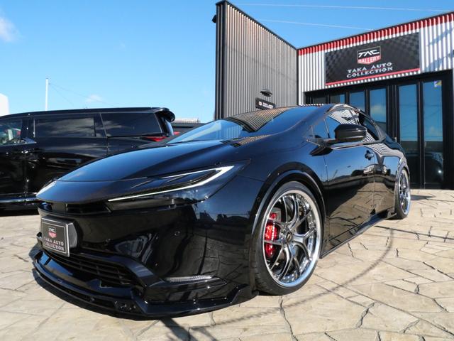 プリウス Ｚ　ＲＯＷＥＮフルエアロ／ルーフスポイラー／リアスポイラー／Ｆカーボンフード　ＡＩＭＧＡＩＮ／２０インチＧＴＭリバースリムハイバーブラック色　ＰＵＳＨ車高調　キャンディーキャリパーカバー　パノラマルーフ（6枚目）