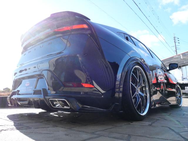 プリウス Ｚ　ＲＯＷＥＮフルエアロ／ルーフスポイラー／リアスポイラー／Ｆカーボンフード　ＡＩＭＧＡＩＮ／２０インチＧＴＭリバースリムハイバーブラック色　ＰＵＳＨ車高調　キャンディーキャリパーカバー　パノラマルーフ（23枚目）