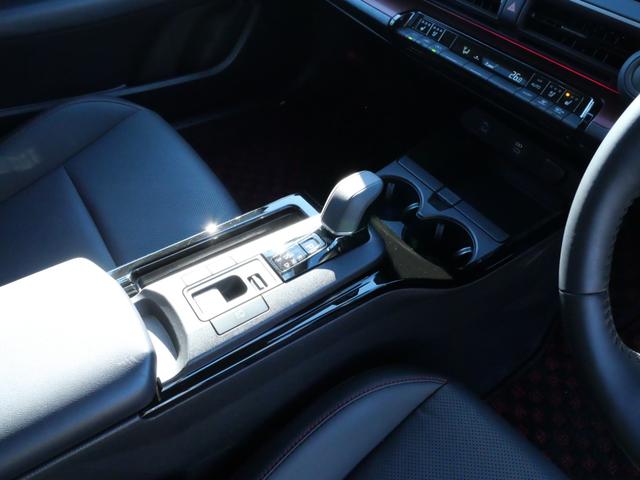 プリウス Ｚ　ＲＯＷＥＮフルエアロ／ルーフスポイラー／リアスポイラー／Ｆカーボンフード　ＡＩＭＧＡＩＮ／２０インチＧＴＭリバースリムハイバーブラック色　ＰＵＳＨ車高調　キャンディーキャリパーカバー　パノラマルーフ（44枚目）