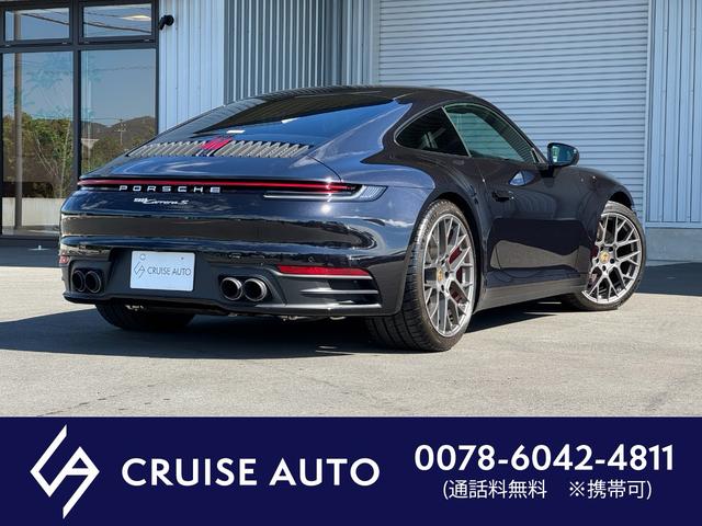 ９１１ 　カレラ　Ｓ　ＰＤＫ｜スポクロ｜レザーインテリア｜２０／２１インチＲＳスパイダーＡＷ｜シートベンチレーション＆ヒーター｜ＳｐｏｒｔＤｅｓｉｇｎフロントエプロン｜ロゴドアカーテシ｜スポーツテールパイプ｜（3枚目）