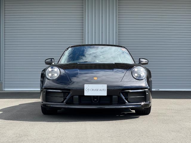 ９１１ 　カレラ　Ｓ　ＰＤＫ｜スポクロ｜レザーインテリア｜２０／２１インチＲＳスパイダーＡＷ｜シートベンチレーション＆ヒーター｜ＳｐｏｒｔＤｅｓｉｇｎフロントエプロン｜ロゴドアカーテシ｜スポーツテールパイプ｜（9枚目）