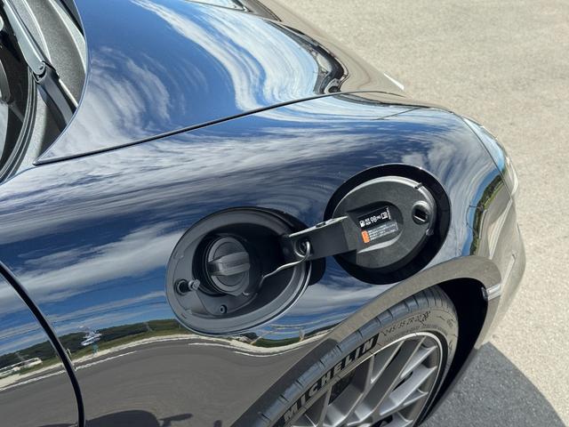 ９１１ 　カレラ　Ｓ　ＰＤＫ｜スポクロ｜レザーインテリア｜２０／２１インチＲＳスパイダーＡＷ｜シートベンチレーション＆ヒーター｜ＳｐｏｒｔＤｅｓｉｇｎフロントエプロン｜ロゴドアカーテシ｜スポーツテールパイプ｜（24枚目）