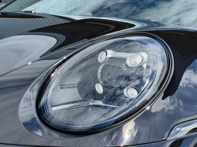 ９１１ 　カレラ　Ｓ　ＰＤＫ｜スポクロ｜レザーインテリア｜２０／２１インチＲＳスパイダーＡＷ｜シートベンチレーション＆ヒーター｜ＳｐｏｒｔＤｅｓｉｇｎフロントエプロン｜ロゴドアカーテシ｜スポーツテールパイプ｜（25枚目）