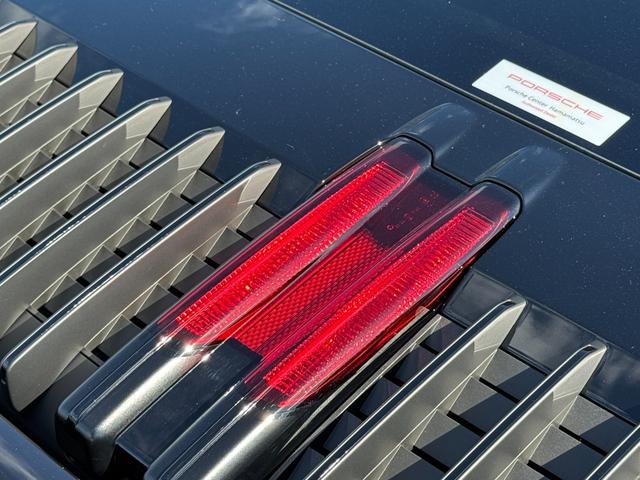 ９１１ 　カレラ　Ｓ　ＰＤＫ｜スポクロ｜レザーインテリア｜２０／２１インチＲＳスパイダーＡＷ｜シートベンチレーション＆ヒーター｜ＳｐｏｒｔＤｅｓｉｇｎフロントエプロン｜ロゴドアカーテシ｜スポーツテールパイプ｜（42枚目）