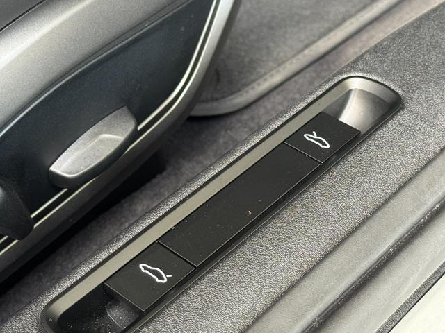 ９１１ 　カレラ　Ｓ　ＰＤＫ｜スポクロ｜レザーインテリア｜２０／２１インチＲＳスパイダーＡＷ｜シートベンチレーション＆ヒーター｜ＳｐｏｒｔＤｅｓｉｇｎフロントエプロン｜ロゴドアカーテシ｜スポーツテールパイプ｜（64枚目）