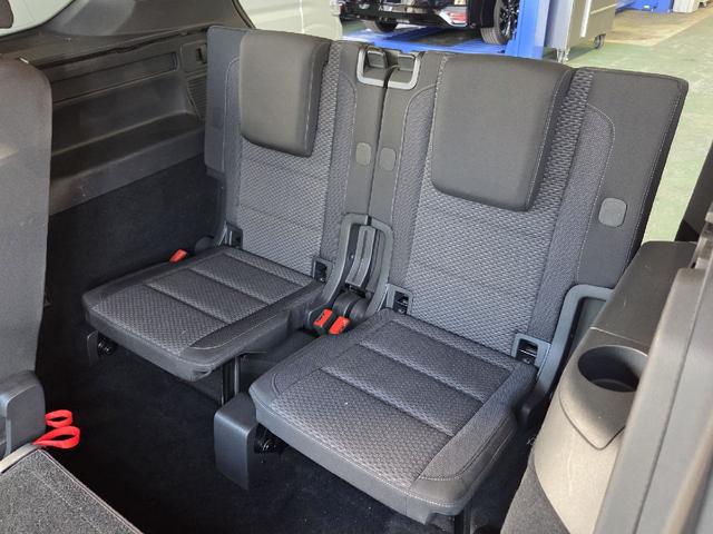 ゴルフトゥーラン ドライブレコーダー ナビ キーレスエントリー アイドリングストップ 電動格納ミラー 3列シート AT ルーフレール アルミホイール CD USB エアコン パワーステアリング パワーウィンドウ(22枚目)