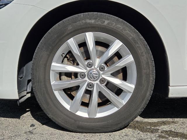 ゴルフトゥーラン ドライブレコーダー ナビ キーレスエントリー アイドリングストップ 電動格納ミラー 3列シート AT ルーフレール アルミホイール CD USB エアコン パワーステアリング パワーウィンドウ(30枚目)