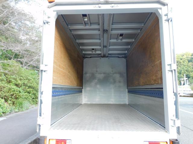 デュトロ  アルミウイングセミロング6AT(9枚目)