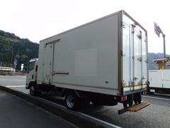 エルフトラック ２ｔワイドロング−５度中温冷蔵冷凍車　移動式２室扉サイドドア 0602087A30231228W001 3