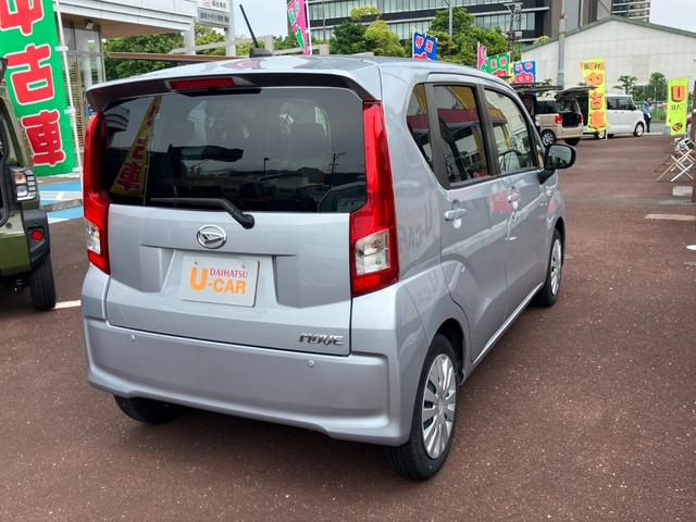 ムーヴ Ｌ　ＳＡＩＩＩ　１４インチフルホイールキャップ　ＵＶカットゴラス（フロントドア）　ウレタンステアリングホイール　キーレスエントリー　マニュアルエアコン（ダイヤル式）（5枚目）