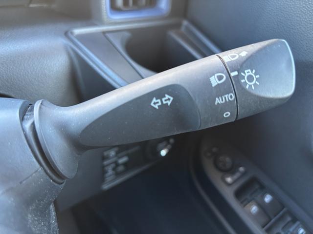 タント X 14インチフルホイールキャップ フルLEDヘッドランプ オート格納式カラードドアミラー 左側パワースライドドア TFTカラーマルチインフォメーションディスプレイ フルファブリックシート(18枚目)