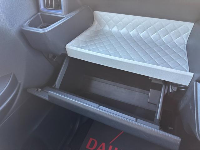 タント X 14インチフルホイールキャップ フルLEDヘッドランプ オート格納式カラードドアミラー 左側パワースライドドア TFTカラーマルチインフォメーションディスプレイ フルファブリックシート(36枚目)