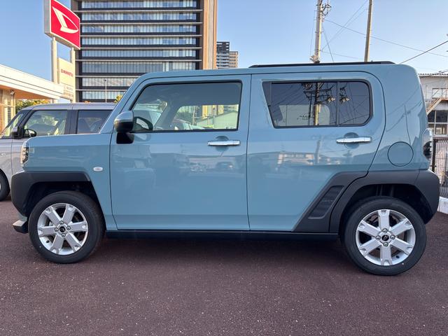 タフト G クロムベンチャー メッキドアアウターハンドル 15インチアルミホイール オートレベリング機能付フルLEDヘッドランプ LEDフォグランプ 本革巻ステアリングホイール 本革巻インパネセンターシフト(8枚目)