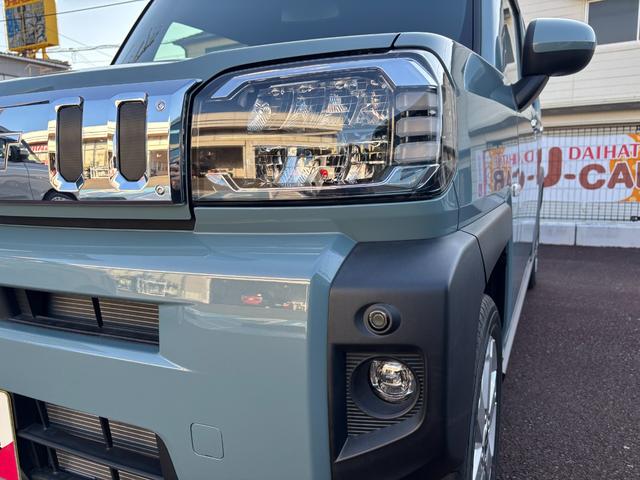 タフト G クロムベンチャー メッキドアアウターハンドル 15インチアルミホイール オートレベリング機能付フルLEDヘッドランプ LEDフォグランプ 本革巻ステアリングホイール 本革巻インパネセンターシフト(12枚目)