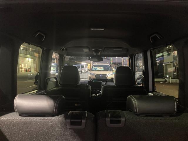 タント カスタムＲＳ　１５インチアルミホイール　キーフリーシステム　プッシュボタンスタート　オートエアコン（プッシュ式）　フルＬＥＤヘッドランプ　オート格納式カラードドアミラー　本革巻ステアリングホイール（8枚目）