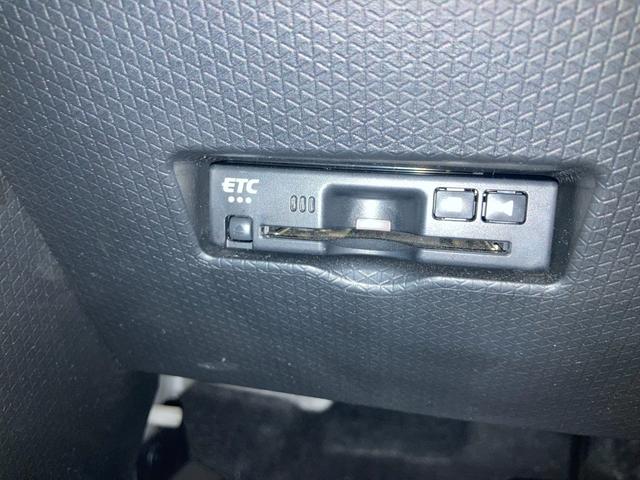 タント カスタムＲＳ　１５インチアルミホイール　キーフリーシステム　プッシュボタンスタート　オートエアコン（プッシュ式）　フルＬＥＤヘッドランプ　オート格納式カラードドアミラー　本革巻ステアリングホイール（12枚目）