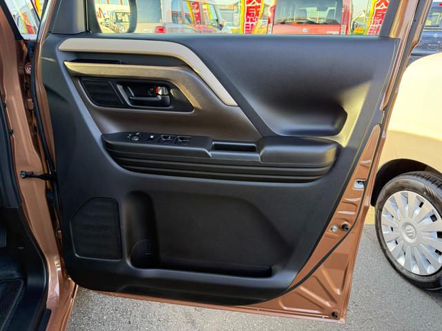 スペーシア HYBRID X オーディオレス 両側電動パワースライドドア オートライト スライドドア プッシュスタート オートエアコン アイドリングストップ 横滑り防止機能 衝突安全ボディ 盗難防止システム(37枚目)