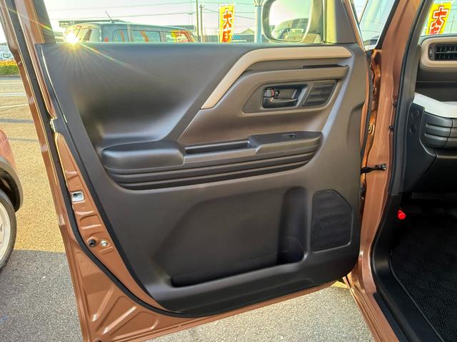 スペーシア HYBRID X オーディオレス 両側電動パワースライドドア オートライト スライドドア プッシュスタート オートエアコン アイドリングストップ 横滑り防止機能 衝突安全ボディ 盗難防止システム(76枚目)