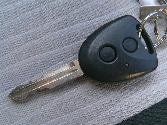 ミライース Ｌ　車検整備付　ワンオーナー車　前後ドライブレコーダー　キーレスエントリー　ＣＤデッキ　走行５７千ｋｍ　アイドリングストップ車　ＥＳＣ　ライトレベライザー　パワーウィンドウ　エアコン（6枚目）