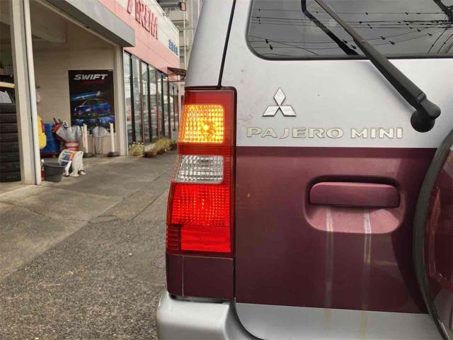 パジェロミニ エクシード 4WD アルミホイール キーレスエントリー AT 盗難防止システム 衝突安全ボディ CD ミュージックプレイヤー接続可 ABS エアコン パワーステアリング パワーウィンドウ 運転席エアバッグ(16枚目)