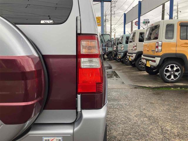 パジェロミニ エクシード 4WD アルミホイール キーレスエントリー AT 盗難防止システム 衝突安全ボディ CD ミュージックプレイヤー接続可 ABS エアコン パワーステアリング パワーウィンドウ 運転席エアバッグ(17枚目)