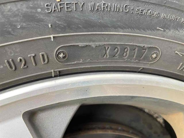 パジェロミニ エクシード 4WD アルミホイール キーレスエントリー AT 盗難防止システム 衝突安全ボディ CD ミュージックプレイヤー接続可 ABS エアコン パワーステアリング パワーウィンドウ 運転席エアバッグ(24枚目)