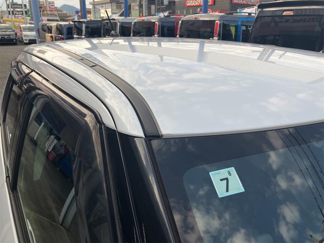 スイフト ＸＧ　４ＷＤ　スマートキー　電動格納ミラー　シートヒーター　ＣＶＴ　盗難防止システム　衝突安全ボディ　ＡＢＳ　ＥＳＣ　ＣＤ　ＵＳＢ　エアコン　パワーステアリング　パワーウィンドウ　運転席エアバッグ（9枚目）