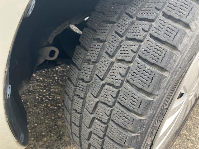 スイフト ＸＧ　４ＷＤ　スマートキー　電動格納ミラー　シートヒーター　ＣＶＴ　盗難防止システム　衝突安全ボディ　ＡＢＳ　ＥＳＣ　ＣＤ　ＵＳＢ　エアコン　パワーステアリング　パワーウィンドウ　運転席エアバッグ（26枚目）