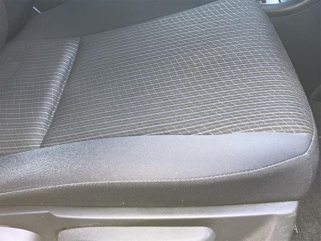 スイフト ＸＧ　４ＷＤ　スマートキー　電動格納ミラー　シートヒーター　ＣＶＴ　盗難防止システム　衝突安全ボディ　ＡＢＳ　ＥＳＣ　ＣＤ　ＵＳＢ　エアコン　パワーステアリング　パワーウィンドウ　運転席エアバッグ（39枚目）