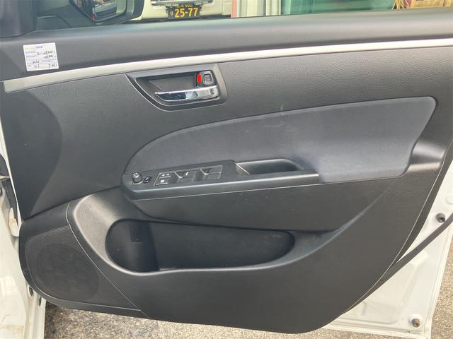 スイフト ＸＧ　４ＷＤ　スマートキー　電動格納ミラー　シートヒーター　ＣＶＴ　盗難防止システム　衝突安全ボディ　ＡＢＳ　ＥＳＣ　ＣＤ　ＵＳＢ　エアコン　パワーステアリング　パワーウィンドウ　運転席エアバッグ（41枚目）