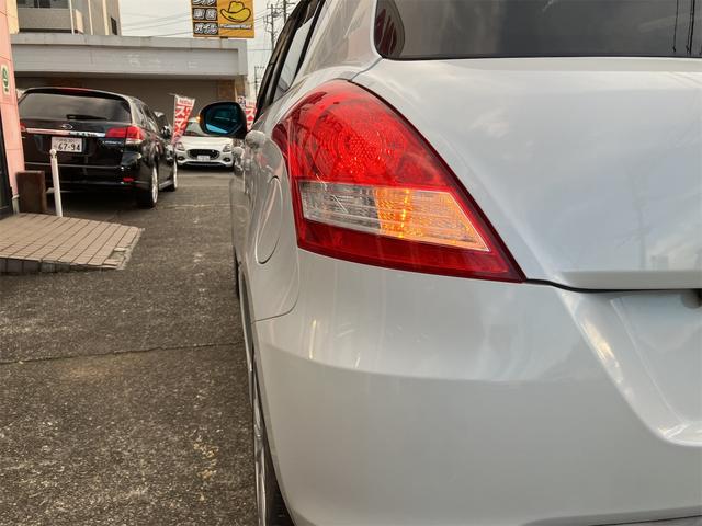 スイフトスポーツ ベースグレード　ドライブレコーダー　バックカメラ　ナビ　ＴＶ　オートクルーズコントロール　アルミホイール　スマートキー　ＣＶＴ　盗難防止システム　衝突安全ボディ　記録簿　ＡＢＳ　ＥＳＣ　ＣＤ　ＵＳＢ（18枚目）