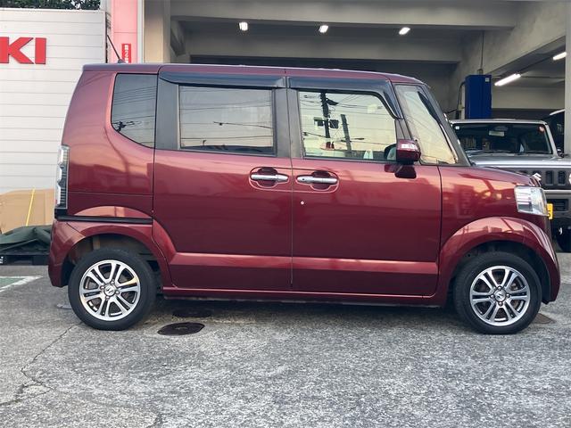Ｎ－ＢＯＸ Ｇ　ＳＳパッケージ　４ＷＤ　両側電動スライドドア　スマートキー　アイドリングストップ　電動格納ミラー　ベンチシート　ＣＶＴ　盗難防止システム　ＡＢＳ　ＥＳＣ　チップアップシート　アルミホイール　衝突安全ボディ　エアコン（4枚目）