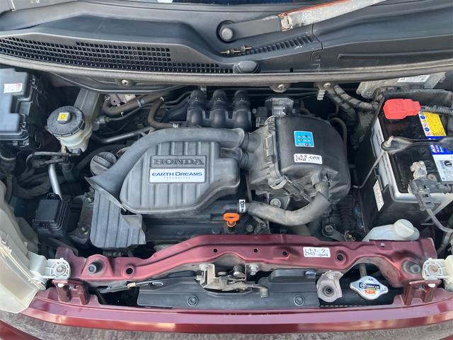 Ｎ－ＢＯＸ Ｇ　ＳＳパッケージ　４ＷＤ　両側電動スライドドア　スマートキー　アイドリングストップ　電動格納ミラー　ベンチシート　ＣＶＴ　盗難防止システム　ＡＢＳ　ＥＳＣ　チップアップシート　アルミホイール　衝突安全ボディ　エアコン（24枚目）