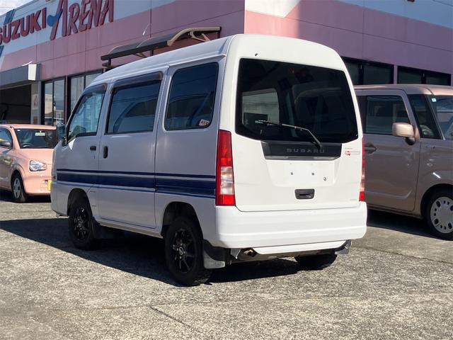 サンバーバン トランスポーター　軽バン　ＭＴ　ドライブレコーダー　両側スライドドア　キーレスエントリー　アルミホイール　エアコン　パワーウィンドウ　運転席エアバッグ（7枚目）