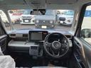 毎回座るフロントシート。運転席は必ず使用する部分ですので、座り心地が重要です!