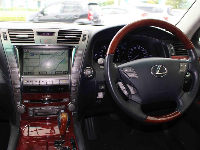 LS460 バージョンS 純正HDDナビ Bカメラ 黒革(16枚目)