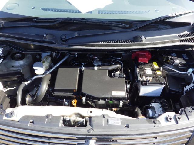 20周年記念車 1年保証付 走行35千km エコカー減税対象車 メモリーナビ HIDヘッドライト オートライト アイドリングストップ フルセグ バックカメラ Bluetooth接続可 アクセル踏み間違い防止 ESC(8枚目)