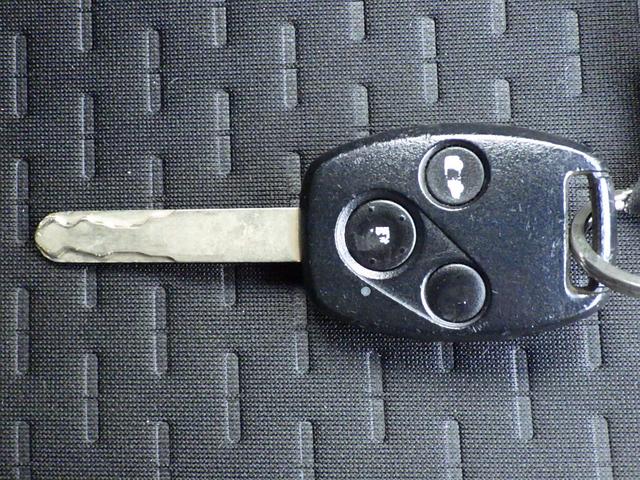 HONDA FREED SPIKE HYBRID JUST SELECTION