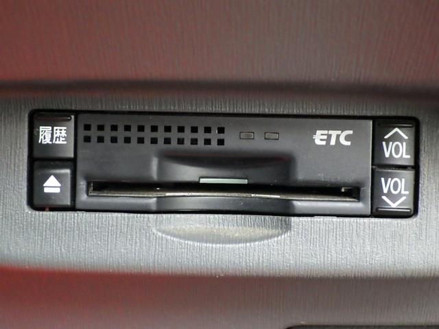プリウス Ｓツーリングセレクション　１年保証付　社外ＨＤＤナビ　フルセグＴＶ　バックカメラ　ＥＴＣ　ＣＤ・ＤＶＤ再生　ステアリングスイッチ　ＬＥＤヘッドライト　オートライト　スマートキー　プッシュスタート　オートエアコン　フォグランプ（24枚目）