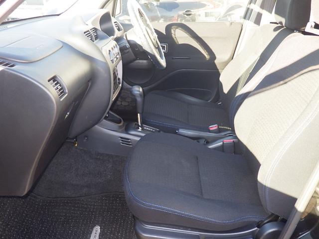 テリオスキッド カスタムＸ　１年保証付　走行４１千ｋｍ　純正オーディオ　スマートキー　電動格納ミラー　ウィンカーミラー　フォグランプ　純正１５インチアルミホイール　バニティミラー　ヘッドライトレベライザー　Ｗエアバッグ　エアコン（46枚目）