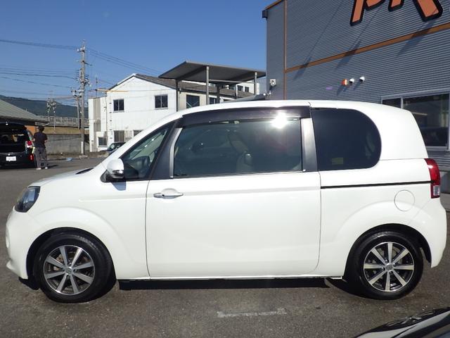 ポルテ Ｇ　１年保証付　純正ＳＤナビ　フルセグＴＶ　バックカメラ　Ｂｌｕｅｔｏｏｔｈ　ＥＴＣ　左側パワースライドドア　ＣＤ・ＤＶＤ再生　シートヒーター　ステアリングスイッチ　社外アルミホイール　プッシュスタート（12枚目）