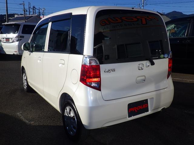 車両入庫チェックではエンジン・機関系をはじめ、電装装備、内装など１００項目以上のチェックをしています。試乗も行なっていますのでご安心下さい。