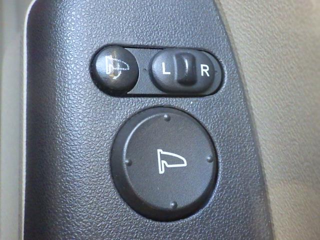 お車の状態全てお見せします！車両状態評価書はオークション出品車全てに付与される品質書にあたります。修復歴なども全て含め車歴が明確に記載されています。