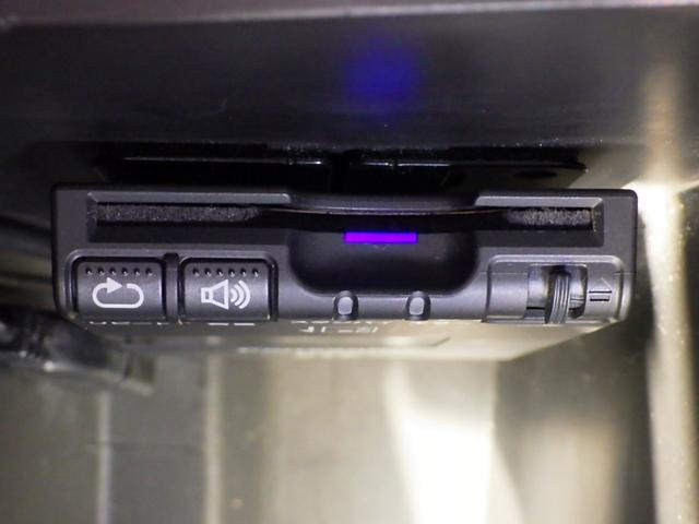 スイフトスポーツ ベースグレード 1年保証付 走行49千Km 社外ナビ ワンセグTV ETC CD・DVD再生 クルーズコントロール HIDヘッドライト オートライト スマートキー プッシュスタート パドルシフト 純正アルミホイール(20枚目)