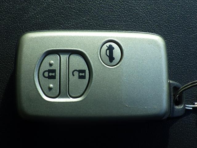 クラウンハイブリッド ベースグレード 1年保証付 純正HDDナビ フルセグTV バックカメラ Bluetooth ETC シートエアコン・ヒーター HIDヘッドライト クルーズコントロール ステアリングスイッチ CD・DVD・MD再生(25枚目)